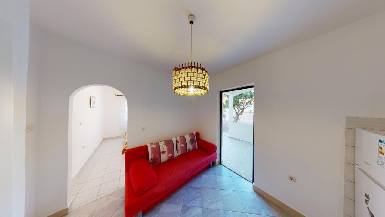 ميتغنا Apartments Riva المظهر الخارجي الصورة